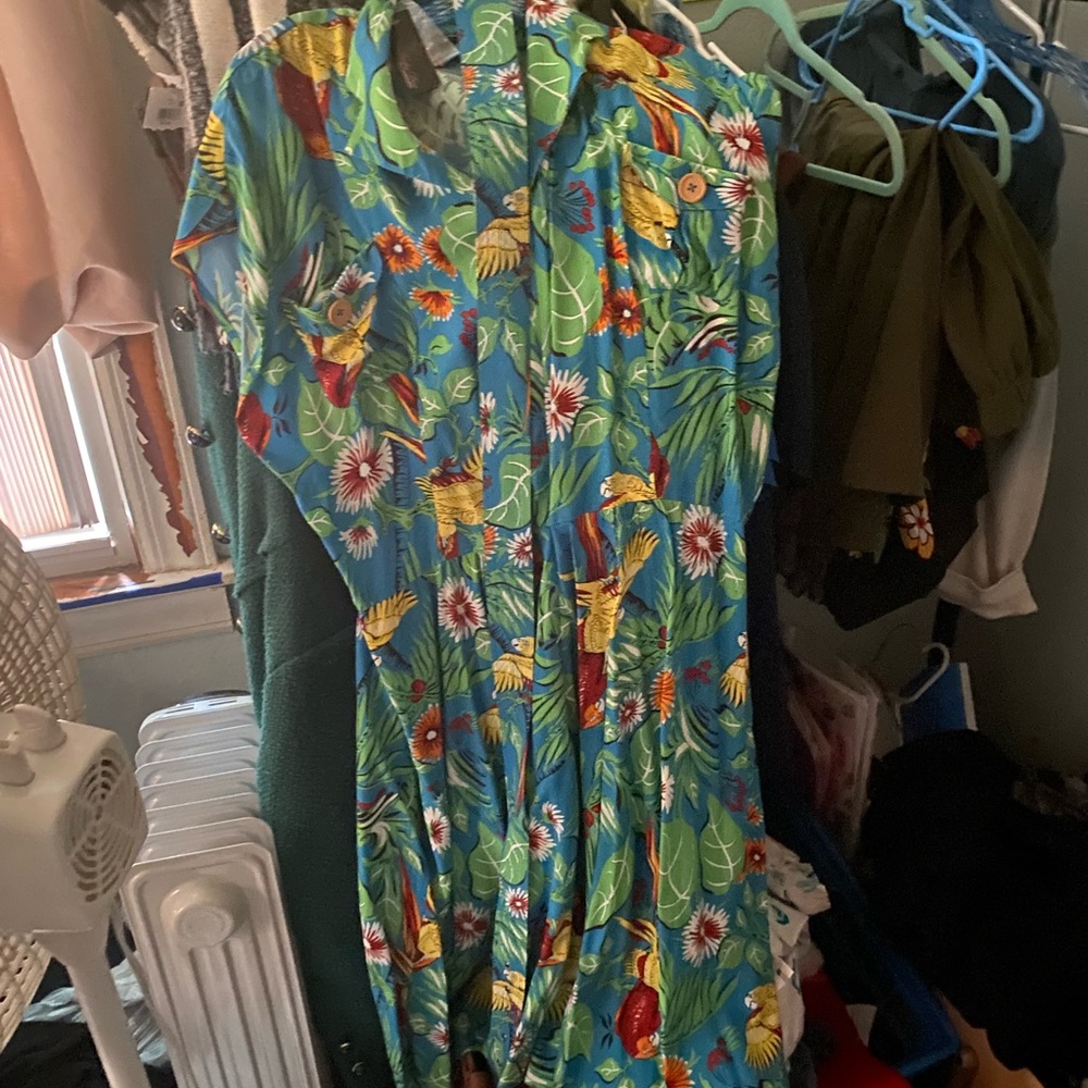 Jungle parrots sports dress 1930s